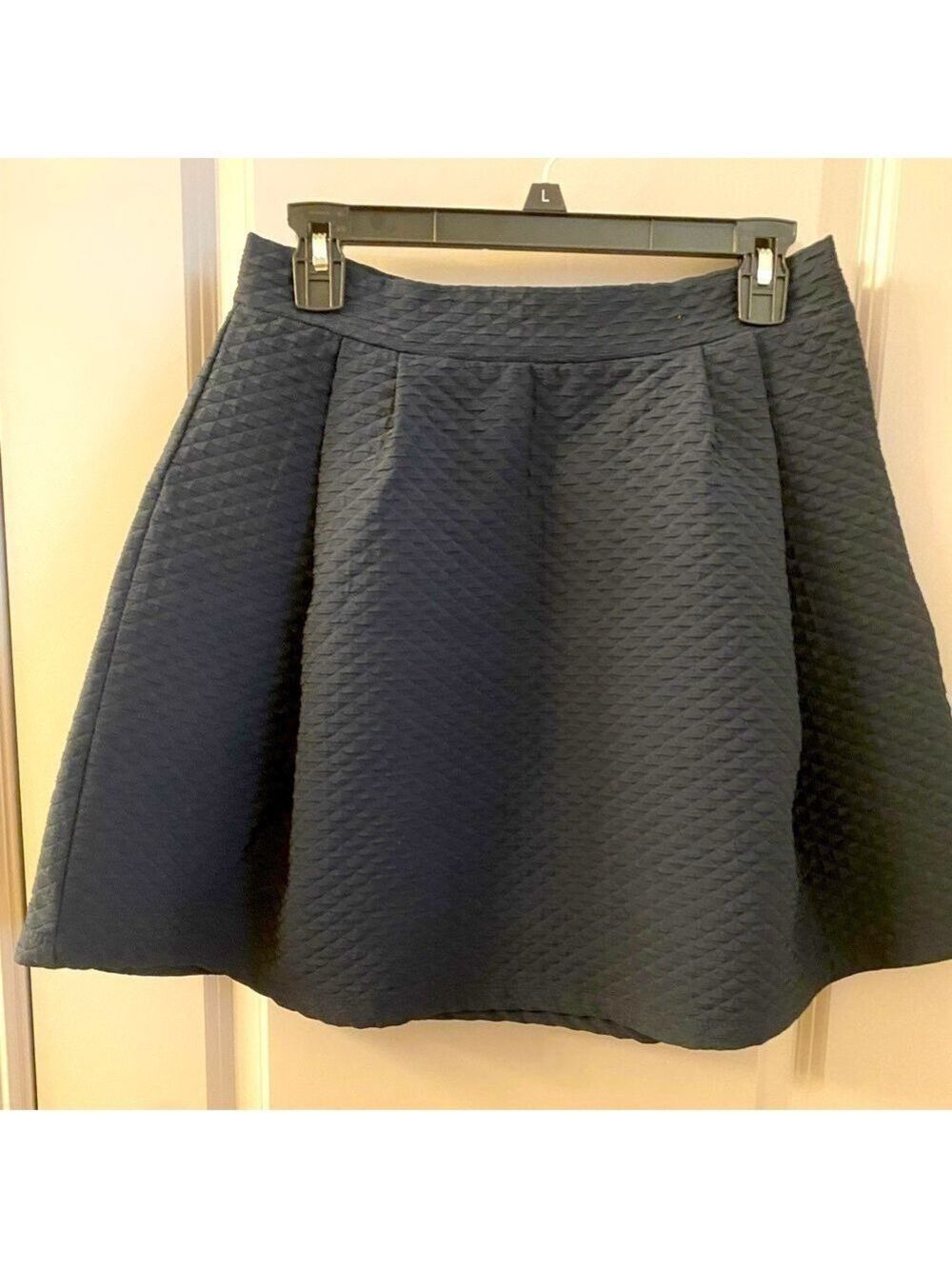 Nwot  VILA Clothes-black skirt- Vimounta style- medium made in turkey